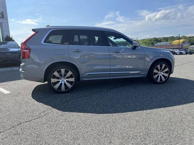 2024 Volvo XC90 Recharge T8 Ultimate Bright Theme 7P