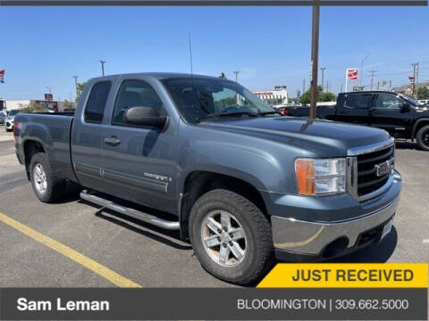 2008 GMC Sierra 1500 for sale at Sam Leman CDJR Bloomington in Bloomington IL