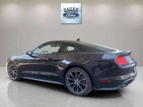 2022 Ford Mustang EcoBoost