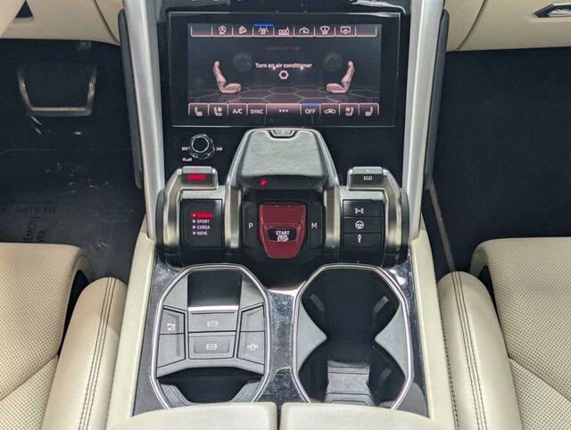2019 Lamborghini Urus