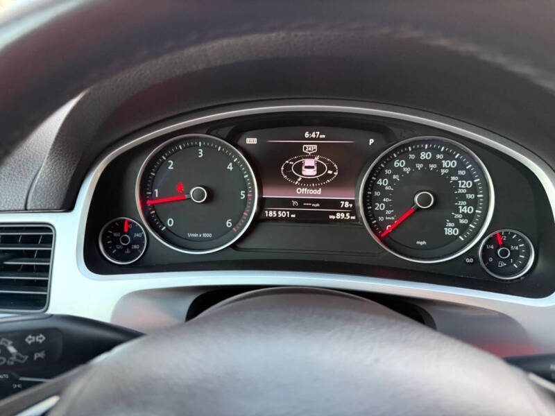 2013 Volkswagen Touareg TDI Lux