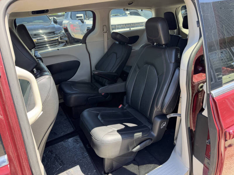 2020 Chrysler Pacifica Touring L