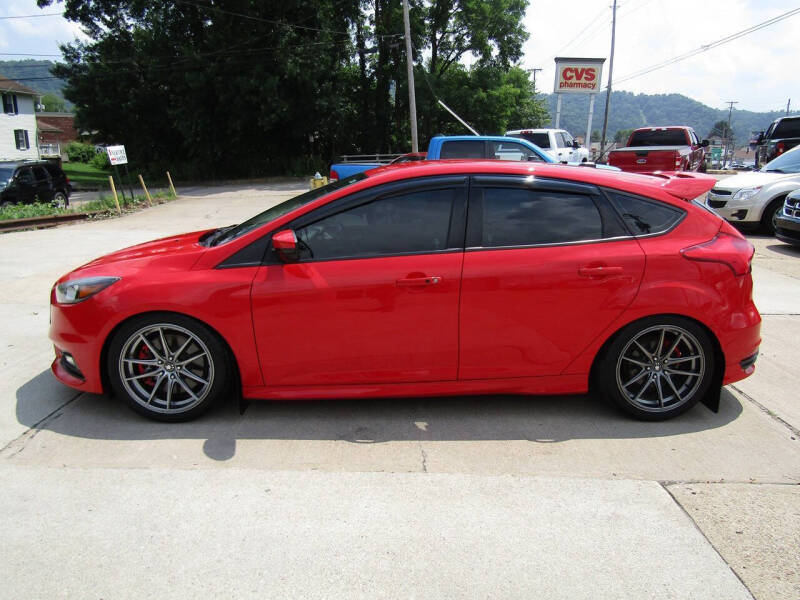 2017 Ford Focus ST
