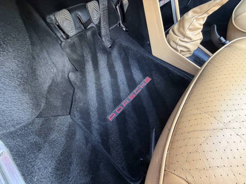 1985 Porsche 911 Carrera