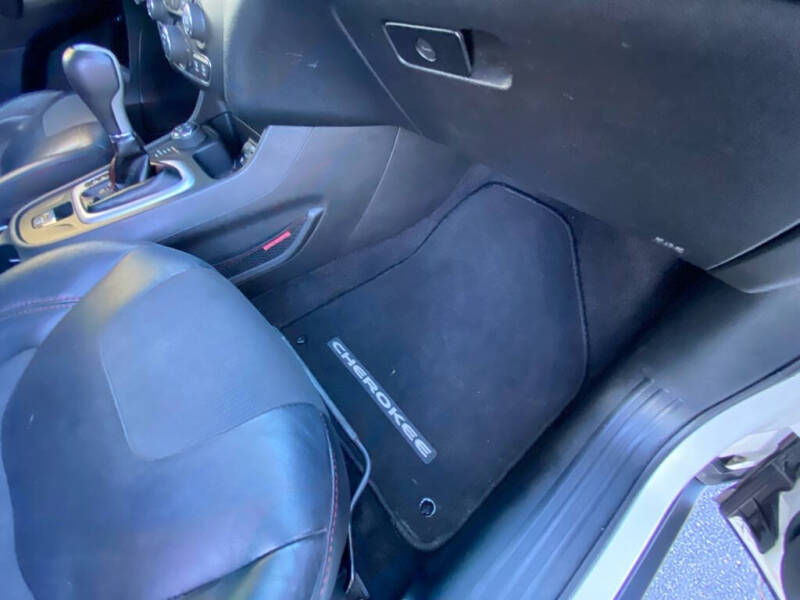 2017 Jeep Cherokee Trailhawk