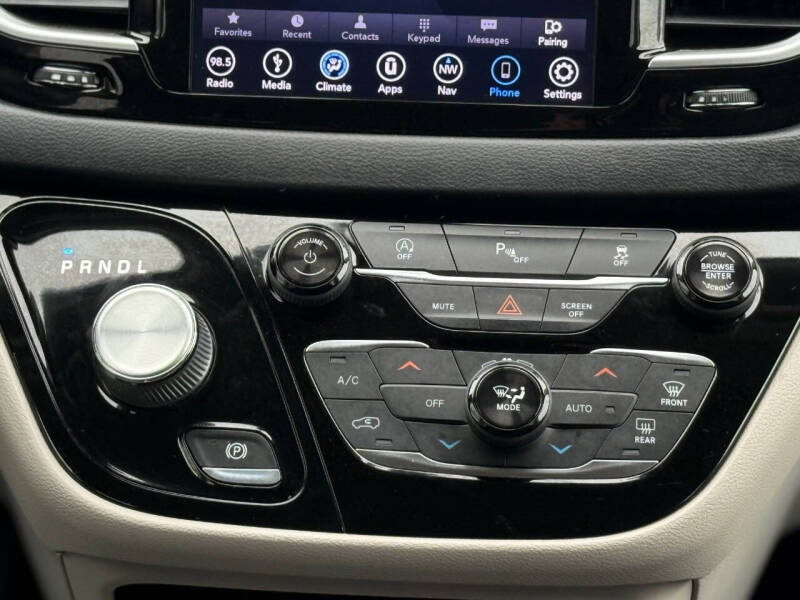2019 Chrysler Pacifica Touring Plus