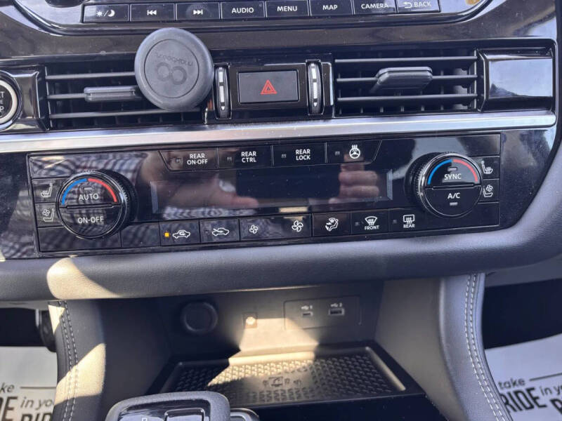 2024 Nissan Pathfinder Platinum