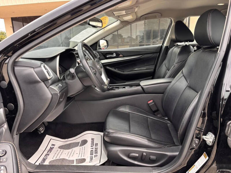 2023 Nissan Maxima 3.5 SV