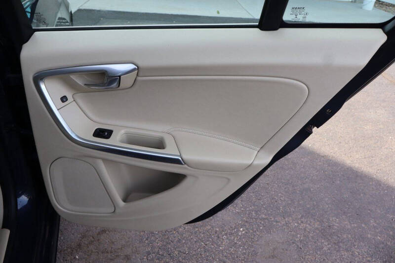 2015 Volvo V60 T5 Drive-E Premier