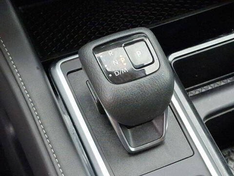 2023 Nissan Pathfinder SV