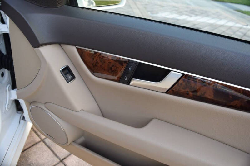 2014 Mercedes-Benz C-Class C 300 Sport 4MATIC