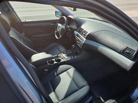 2005 BMW 3 Series 325i