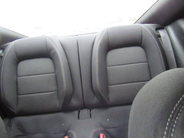 2017 Ford Mustang V6