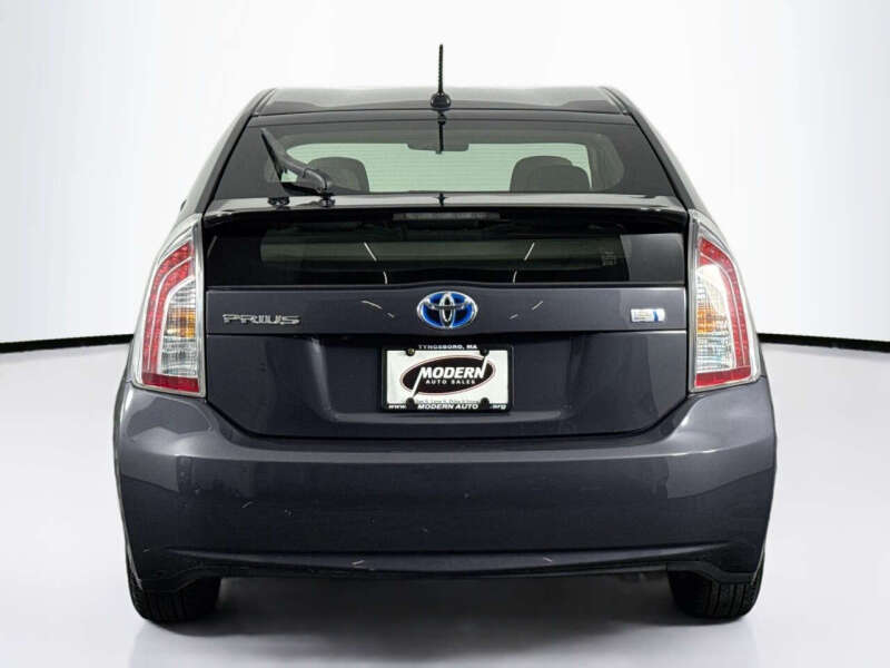 2015 Toyota Prius Three