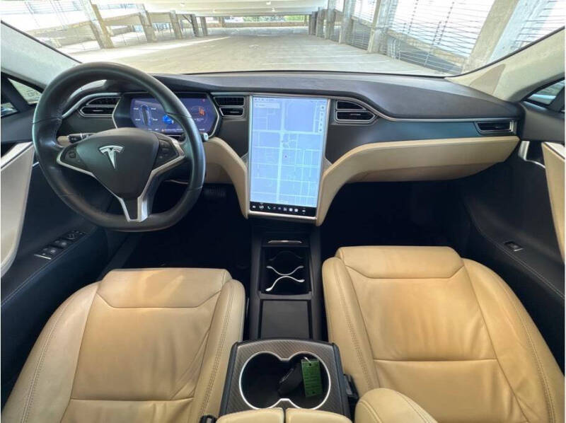 2017 Tesla Model S 90D