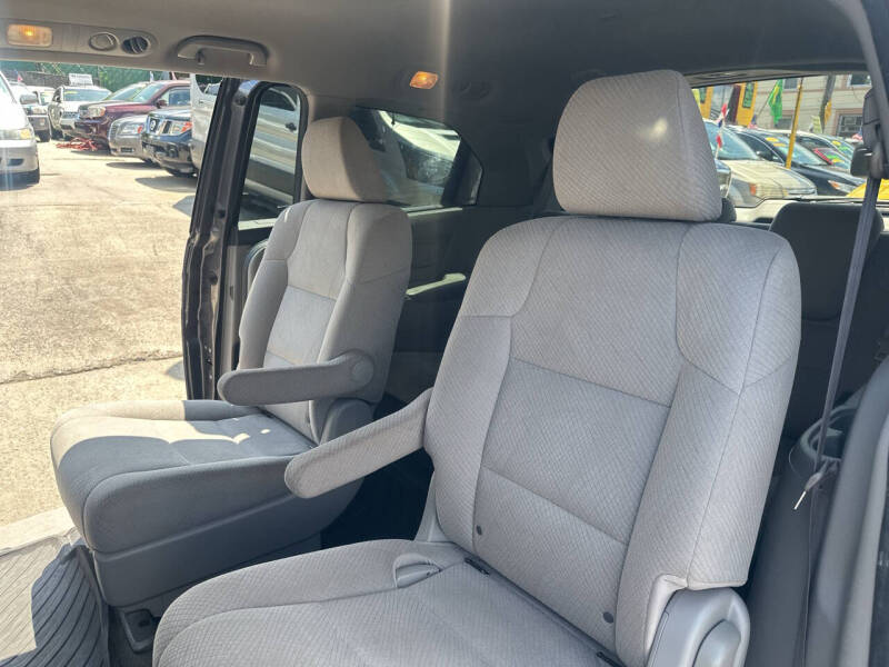 2015 Honda Odyssey LX