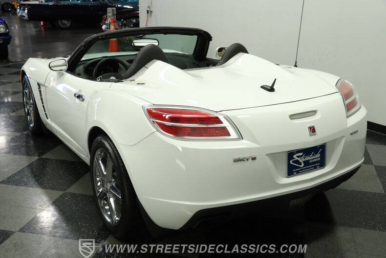 2009 Saturn SKY Red Line