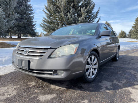 2006 Toyota Avalon for sale at BELOW BOOK AUTO SALES in Idaho Falls ID
