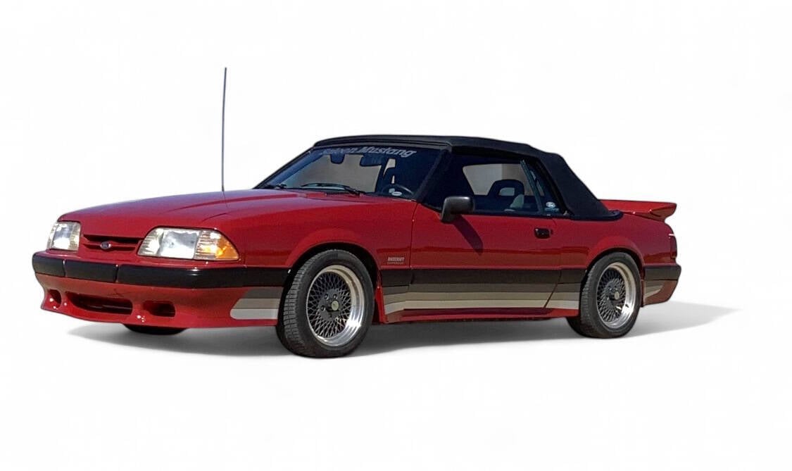 1988 Ford Mustang 2