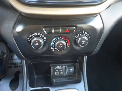 2017 Jeep Cherokee Sport Altitude