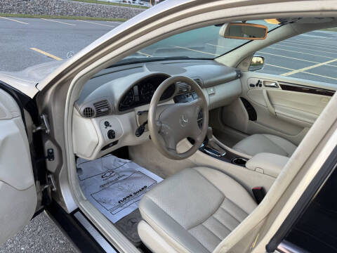 2005 Mercedes-Benz C-Class C 320