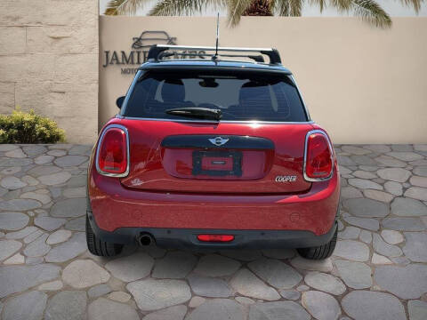 2017 MINI Hardtop 2 Door Cooper
