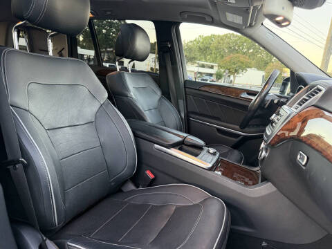 2013 Mercedes-Benz GL-Class GL 550 4MATIC