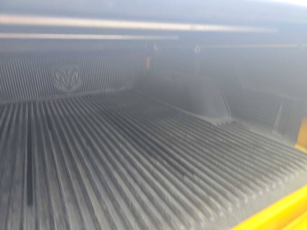 2006 Dodge Dakota 24