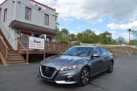 2020 Nissan Altima for sale at DrivePanda.com of Marengo in Marengo IL
