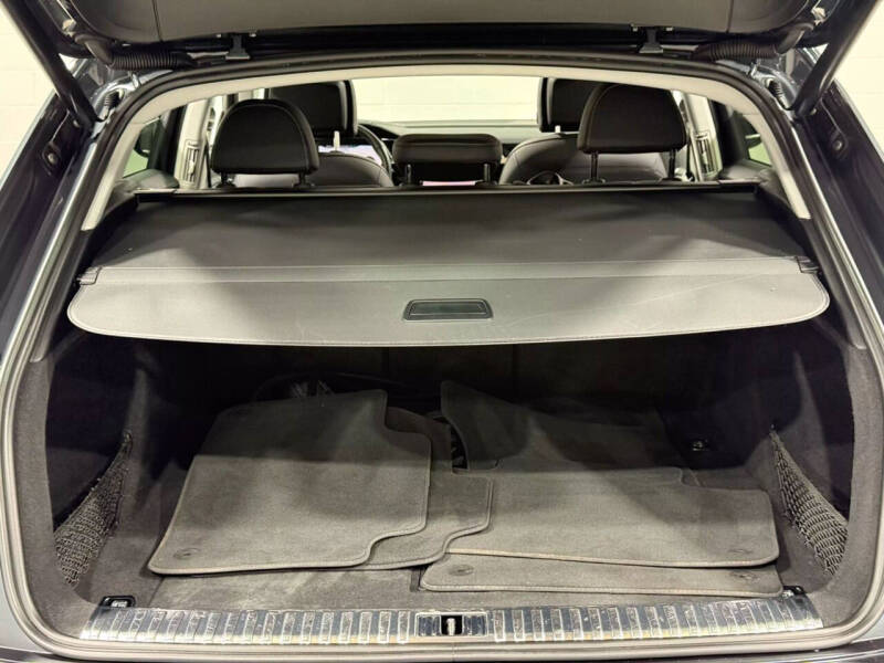 2019 Audi e-tron quattro Premium Plus