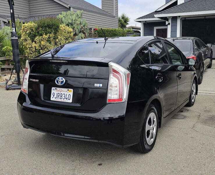 2012 Toyota Prius Three