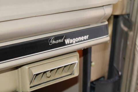 1989 Jeep Grand Wagoneer