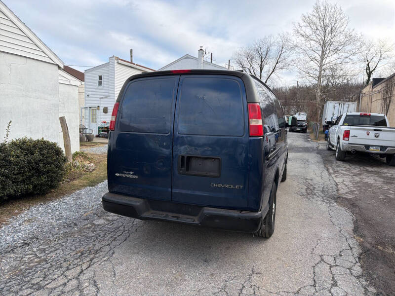 2004 Chevrolet Express 3500