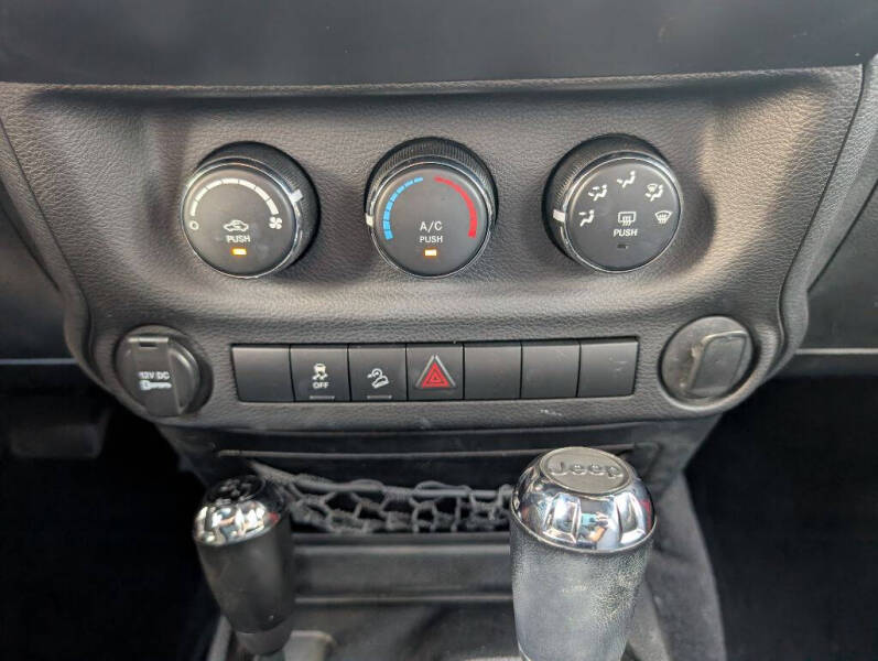 2012 Jeep Wrangler Unlimited Sport