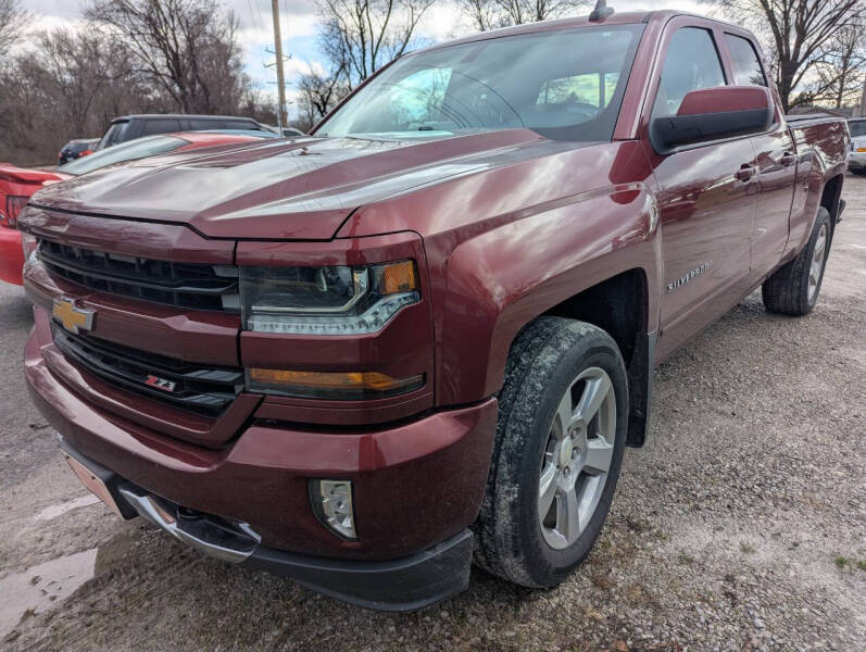 2017 Chevrolet Silverado 1500 for sale at AUTO PROS SALES AND SERVICE in Belleville IL