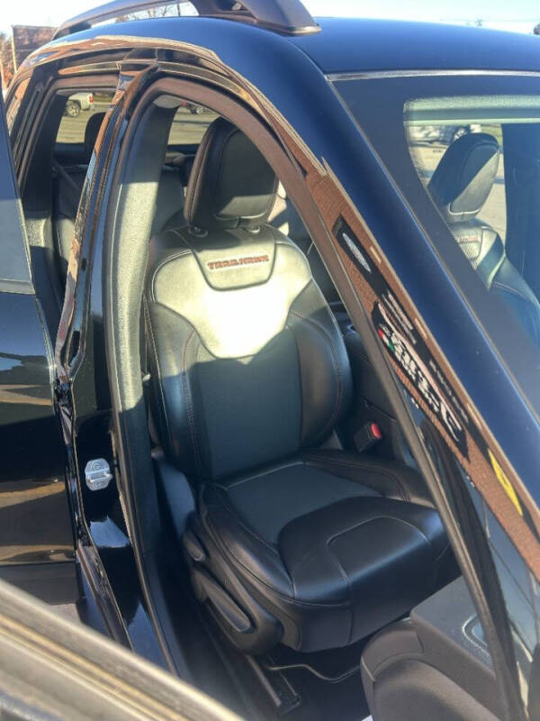 2019 Jeep Cherokee Trailhawk