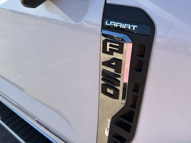 2025 Ford F-450 Super Duty Lariat