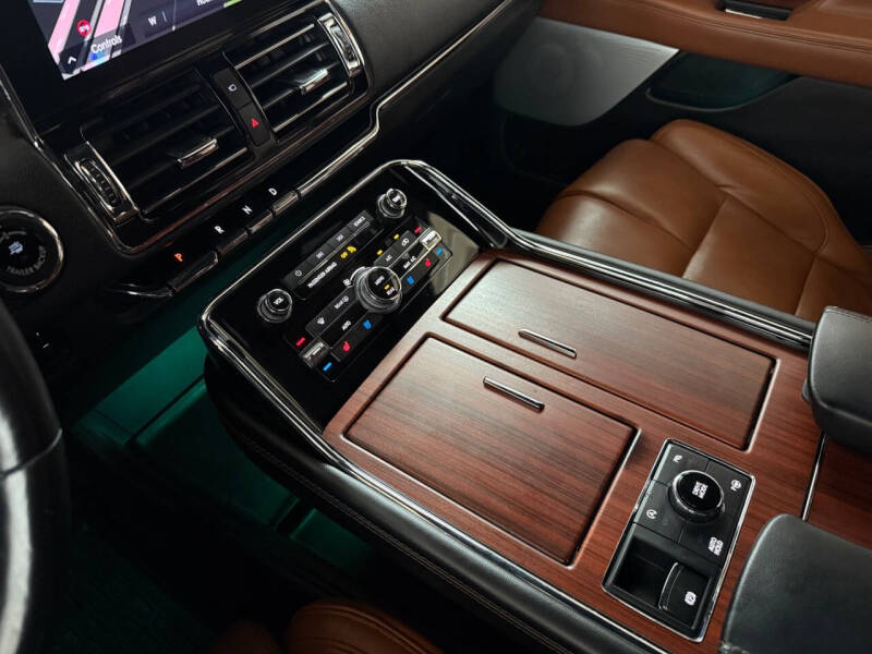 2021 Lincoln Navigator L Reserve