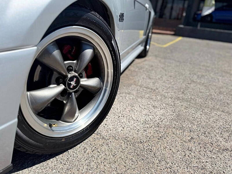 2002 Ford Mustang GT Deluxe