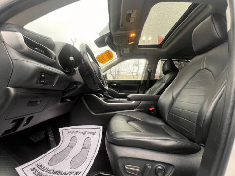 2021 Toyota Highlander XLE