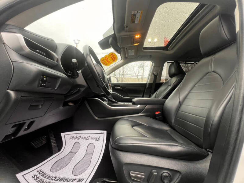 2021 Toyota Highlander XLE