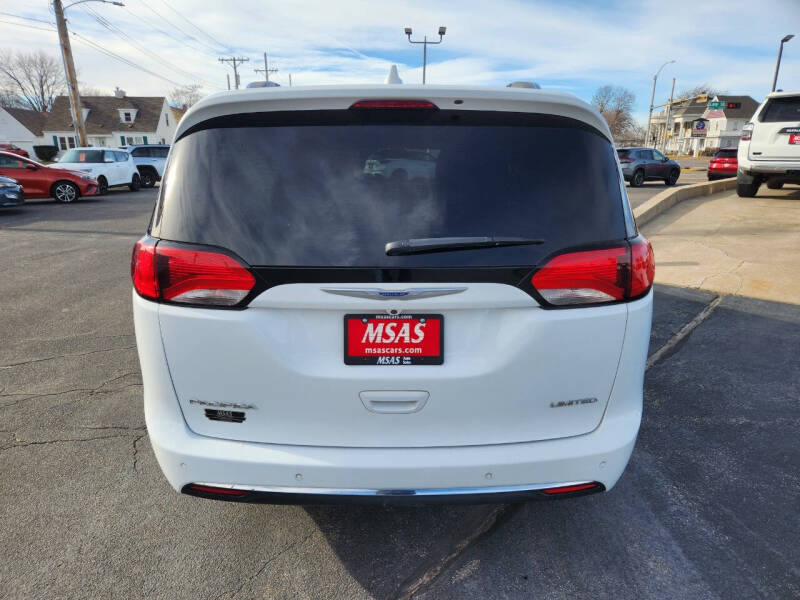 2020 Chrysler Pacifica Limited
