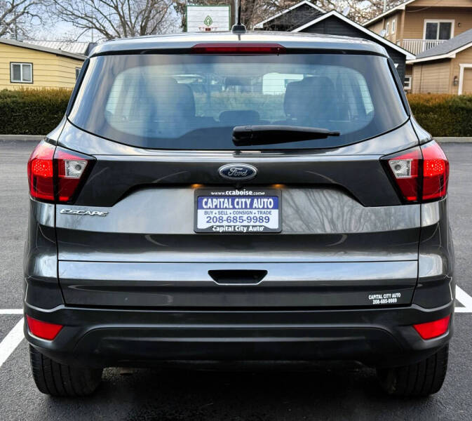 2019 Ford Escape S