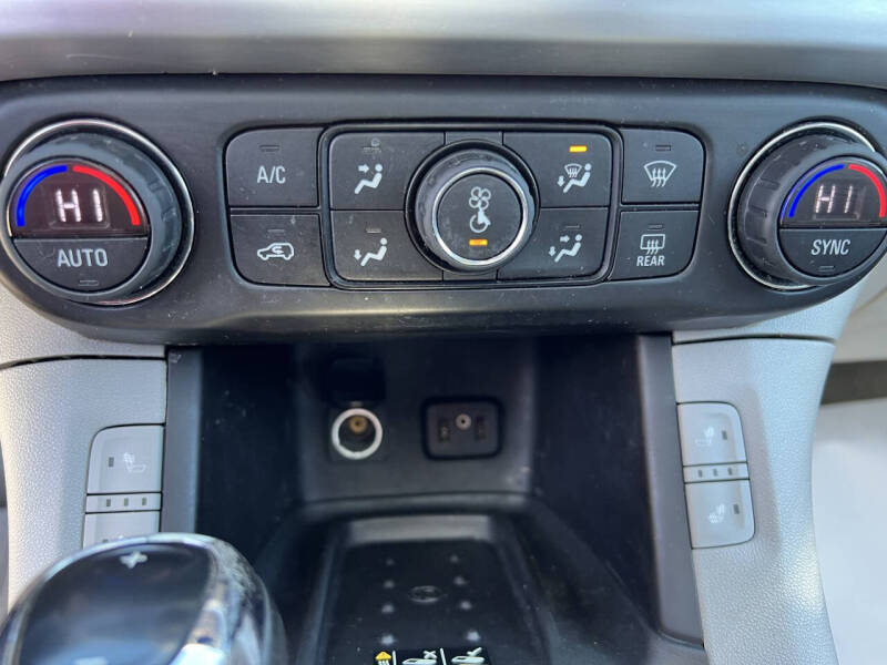 2017 GMC Acadia SLT-1