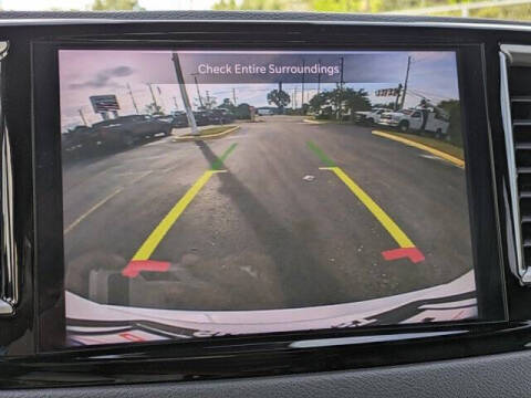 2025 Chrysler Voyager LX