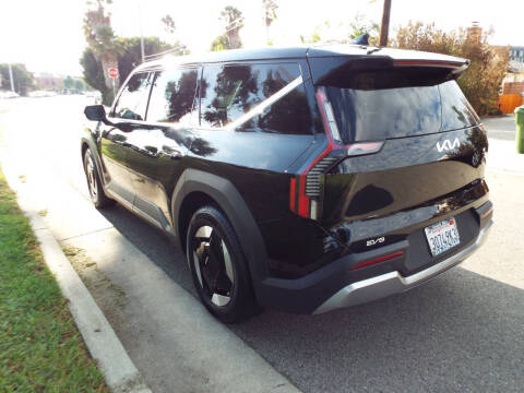 2024 Kia EV9 Light Long Range