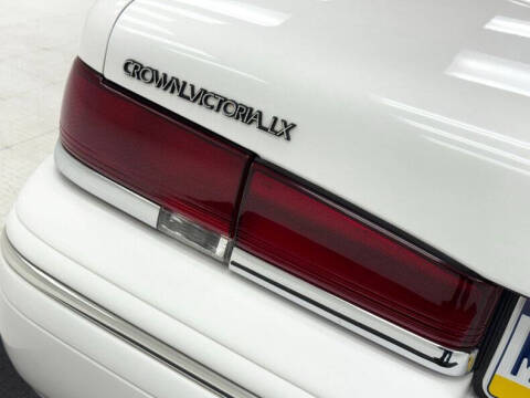 1997 Ford Crown Victoria LX