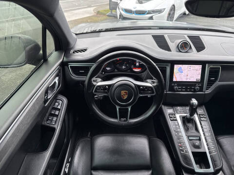 2017 Porsche Macan GTS