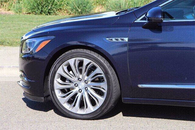 2017 Buick LaCrosse Essence