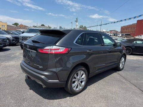 2020 Ford Edge Titanium